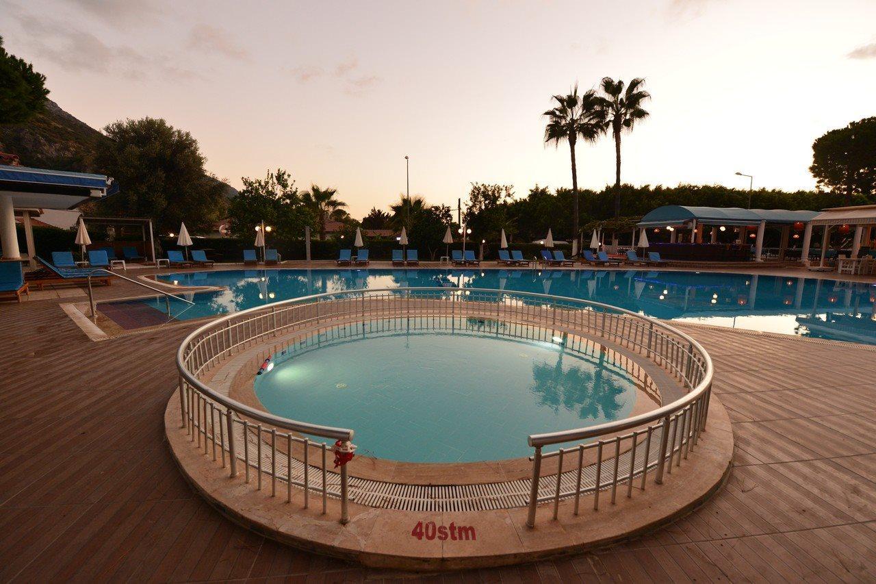 White Hotel Oludeniz Bagian luar foto