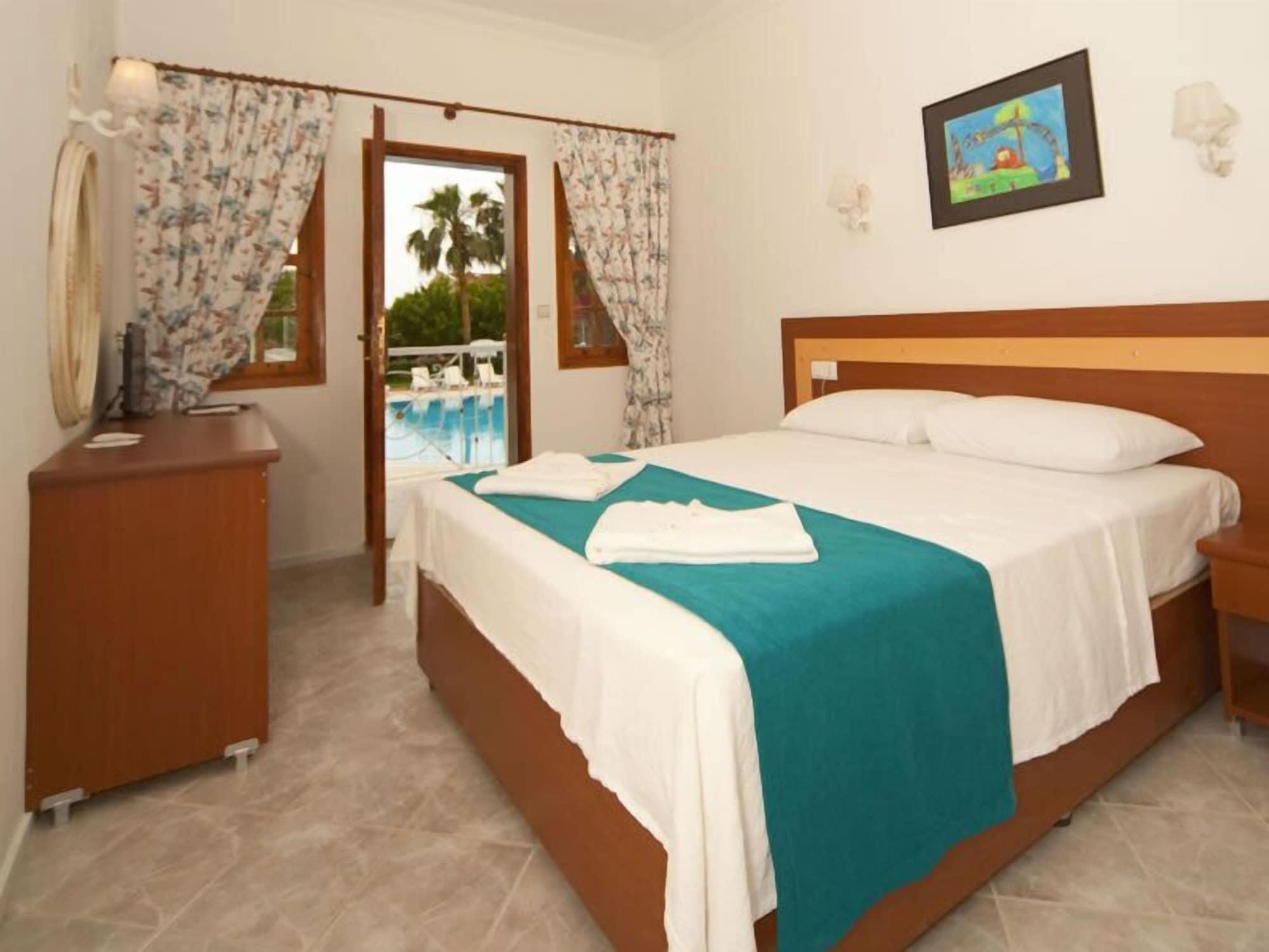 White Hotel Oludeniz Bagian luar foto