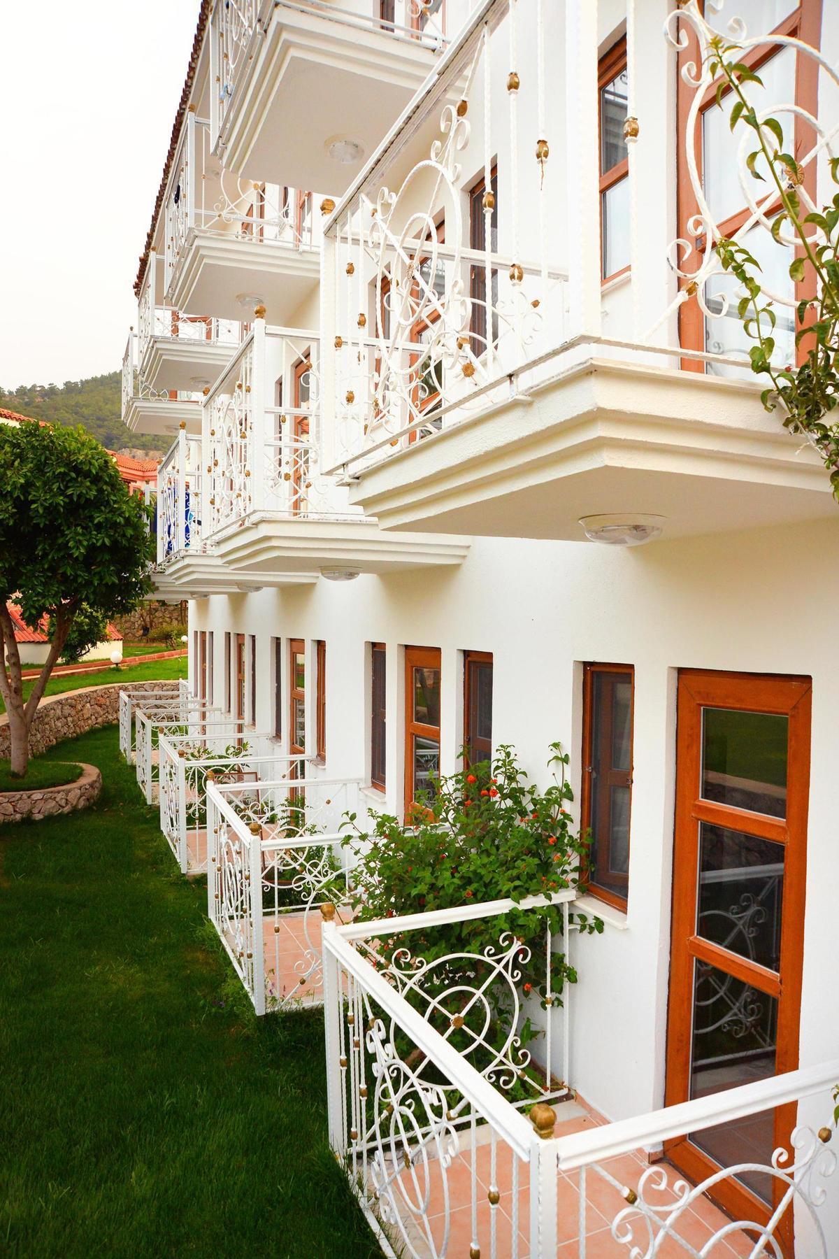 White Hotel Oludeniz Bagian luar foto