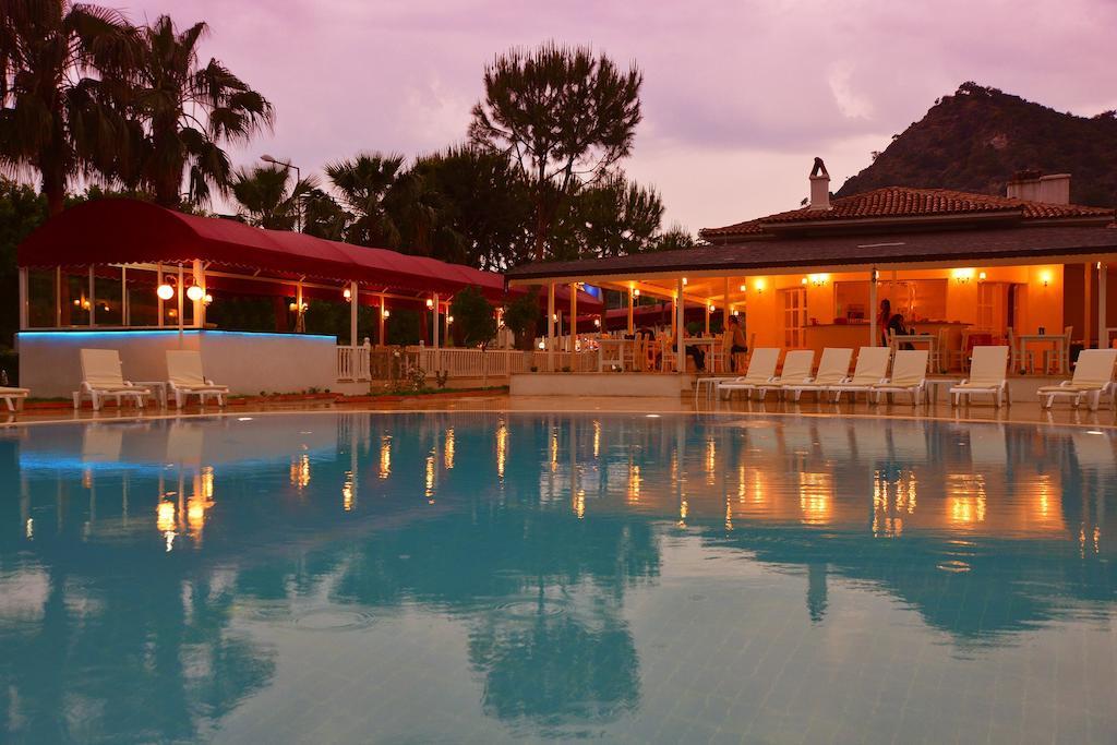 White Hotel Oludeniz Bagian luar foto